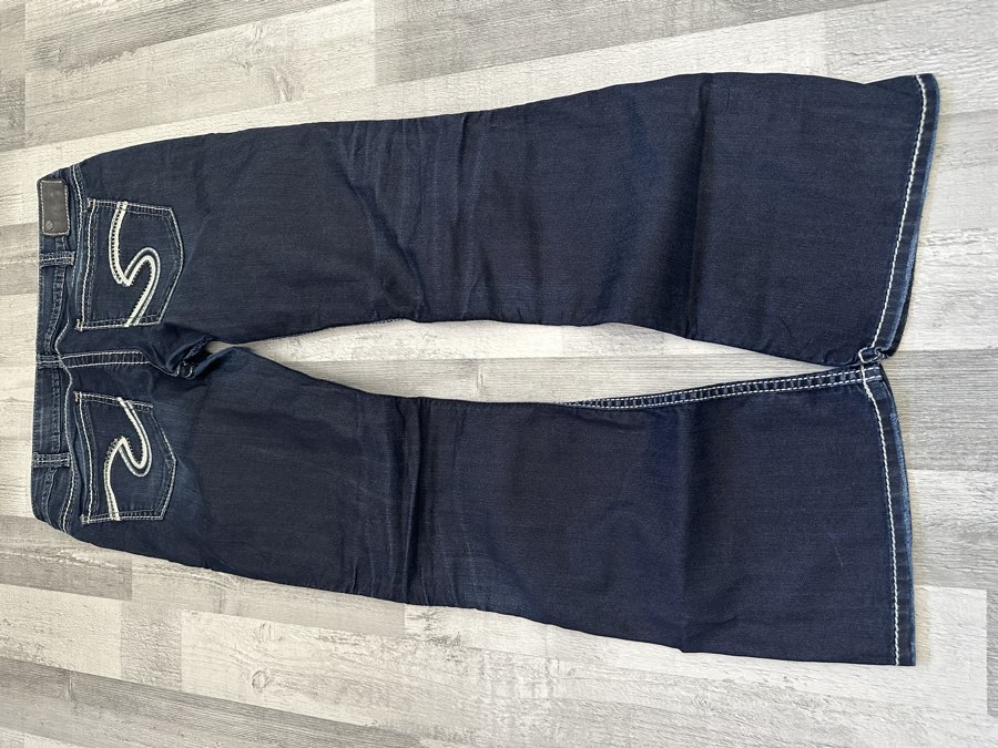 Y2K Denim · Dunkelblau / Schwarz