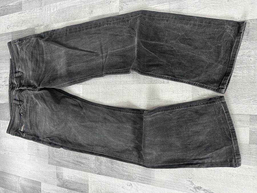 Diesel Denim · Grau / Schwarz